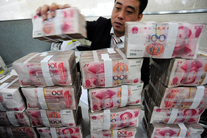 新津要账公司:如何安排最低还款额后剩余信用卡款项的还款策略？